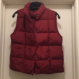 LL Bean red puffer down vest size small